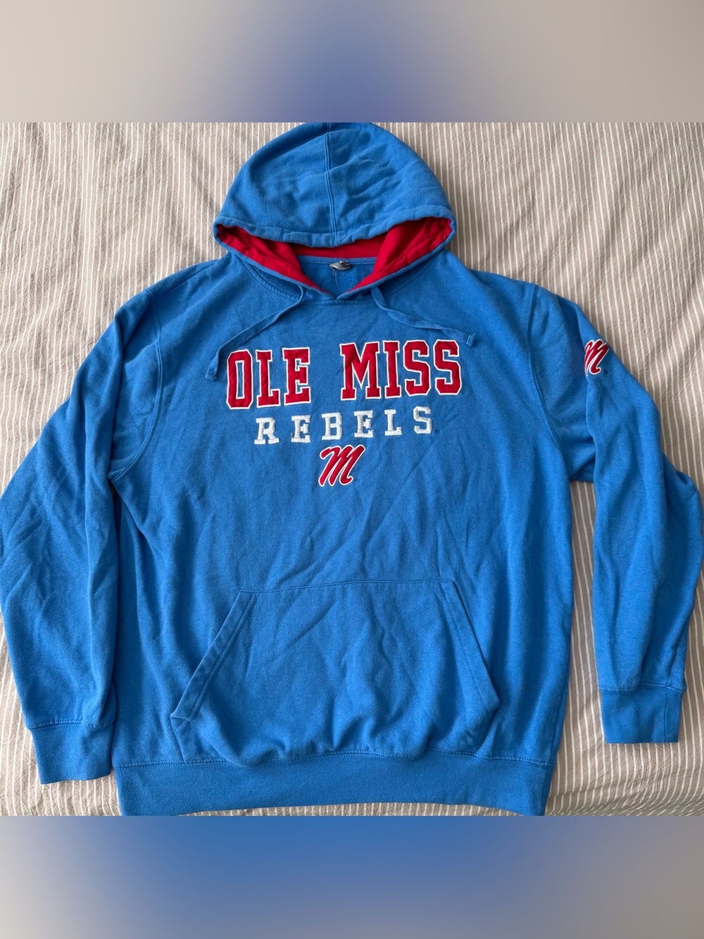 Colosseum Ole Miss Rebels Hoodie
